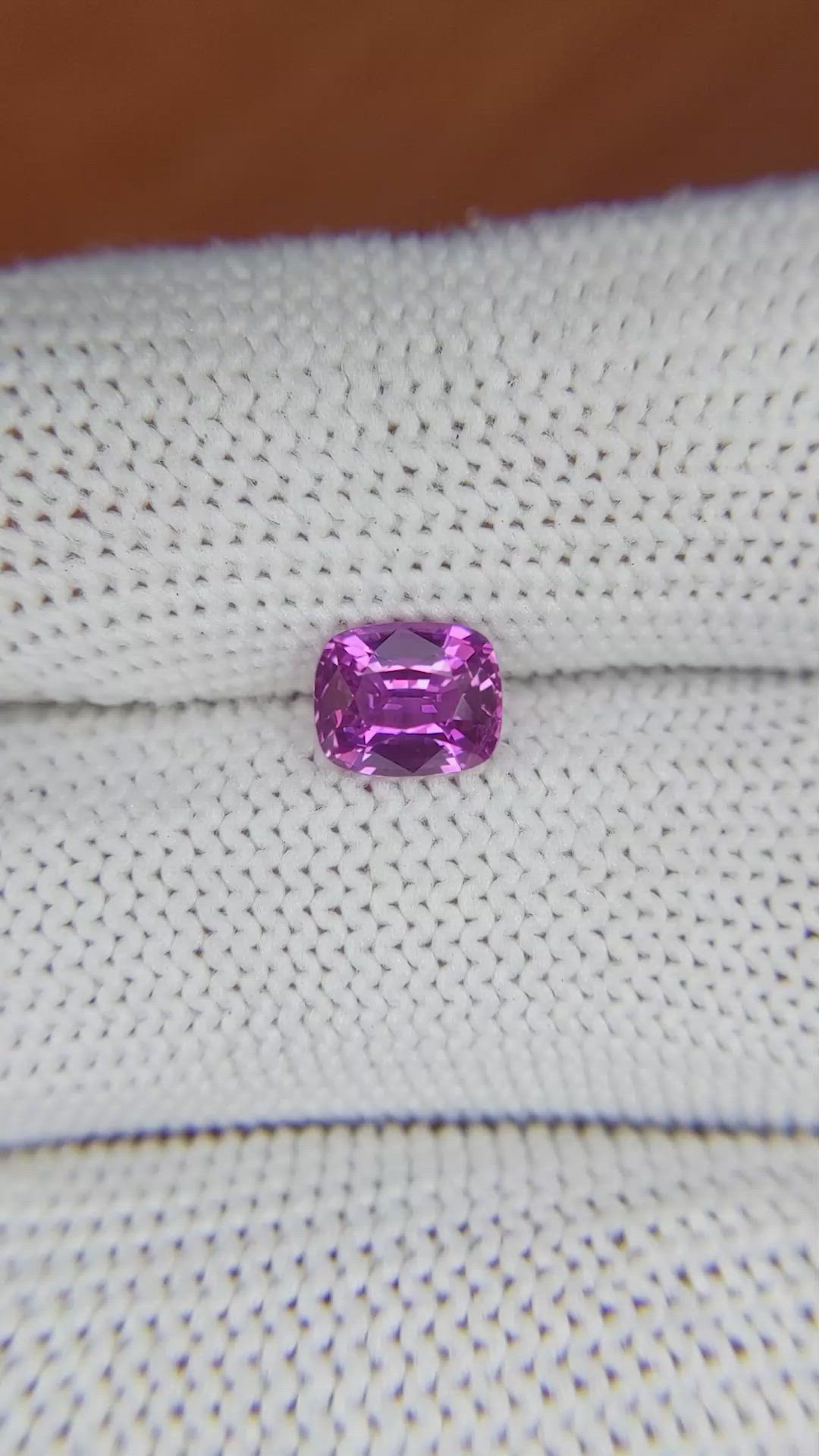 1.23 Ct. Pinkish Purple Sapphire from Ceylon (Sri Lanka) Size Video