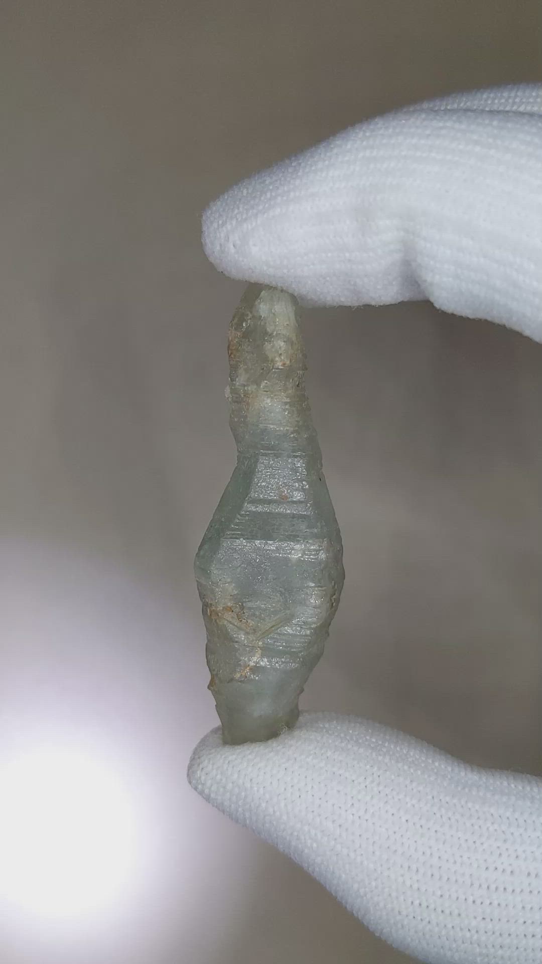 62.18 Ct. Greyish Blue Sapphire Crystal from Ceylon (Sri Lanka) Size Video