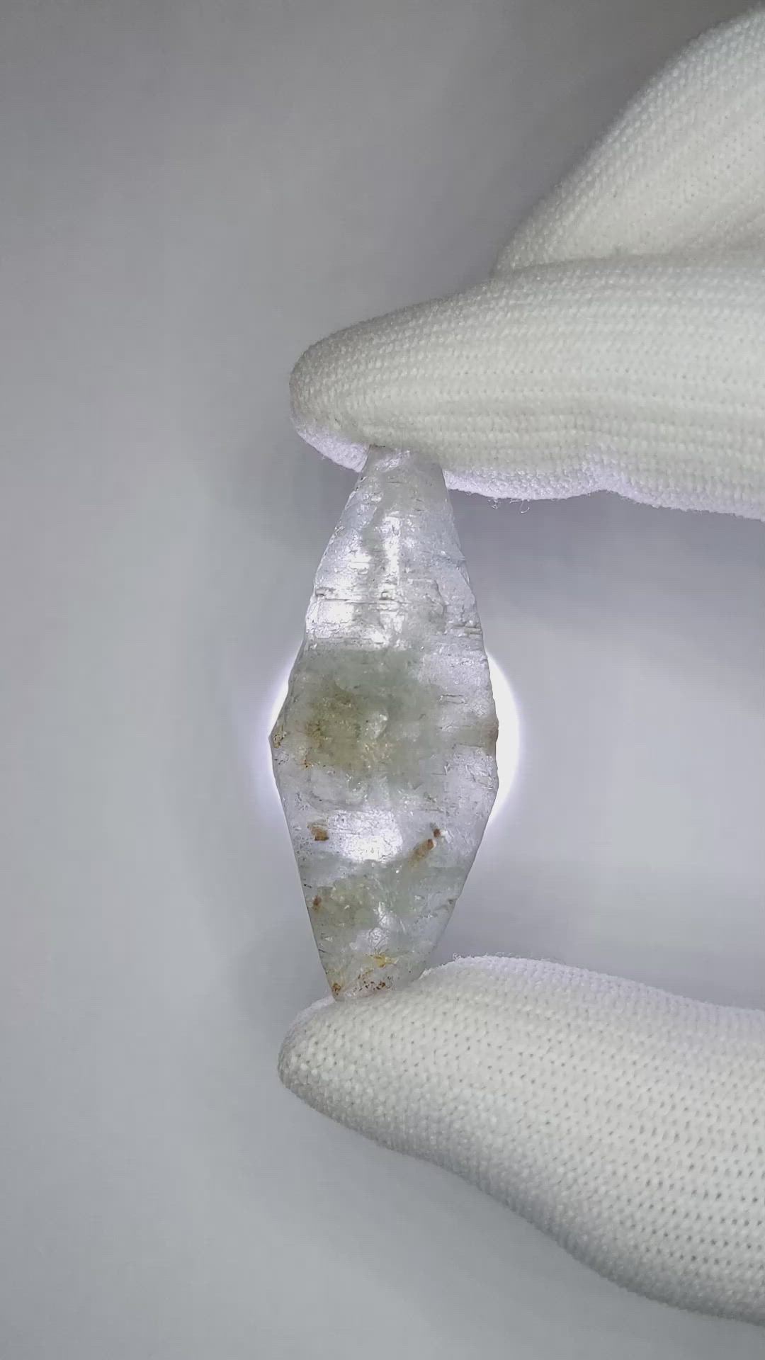 61.99 Ct. Bluish Grey Sapphire Crystal from Ceylon (Sri Lanka) Size Video