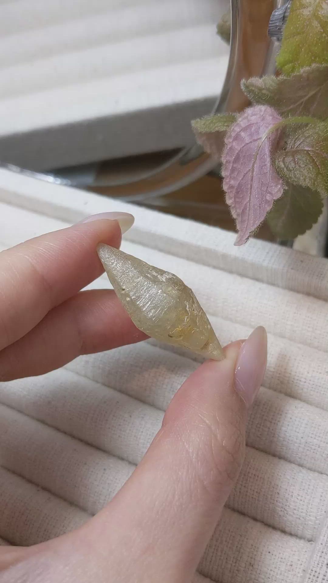 44.28 Ct. Yellow Sapphire Crystal from Ceylon (Sri Lanka) Size Video