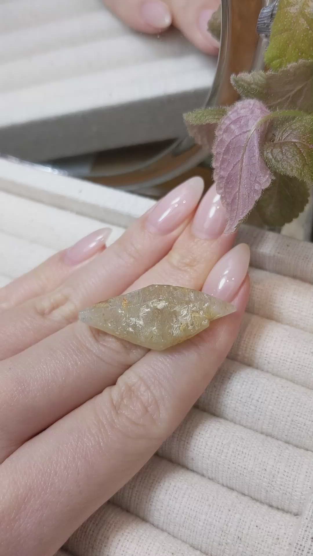 44.28 Ct. Yellow Sapphire Crystal from Ceylon (Sri Lanka) Size Video