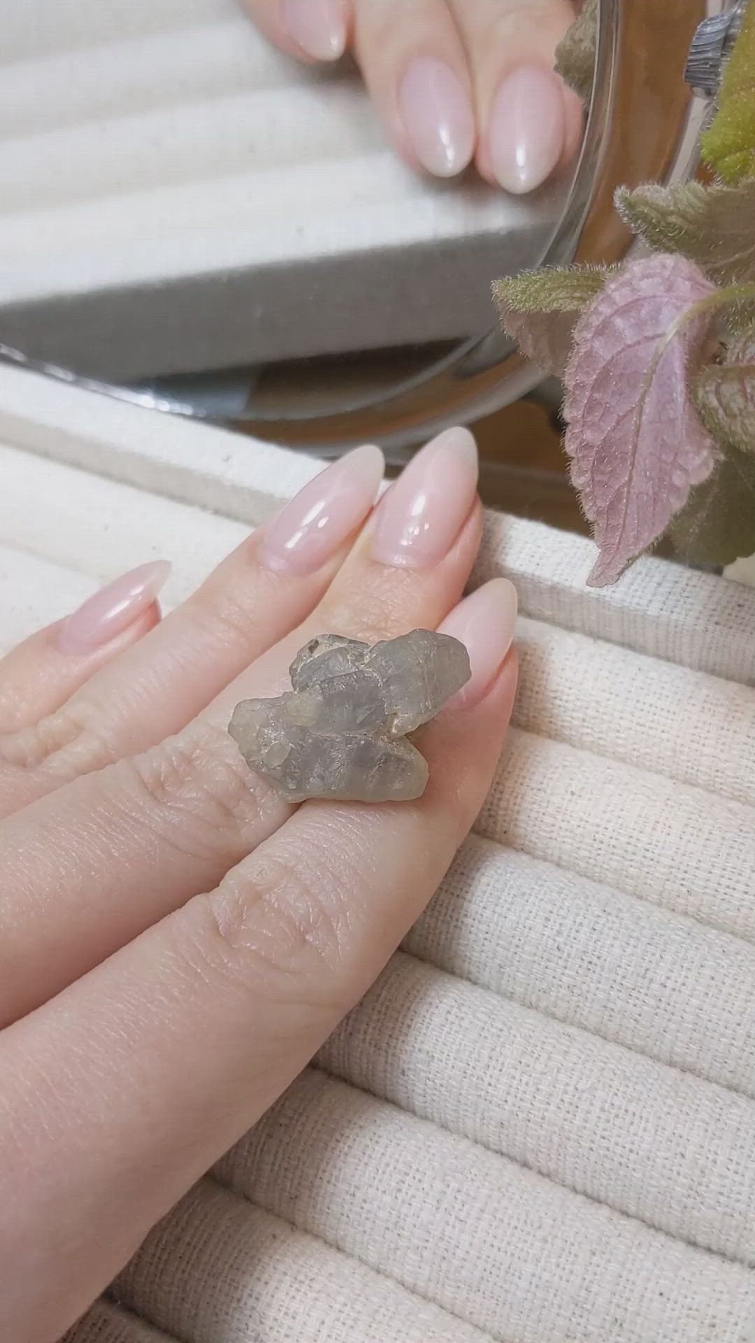 39.04 Ct. Grey Sapphire Crystal from Ceylon (Sri Lanka) Size Video