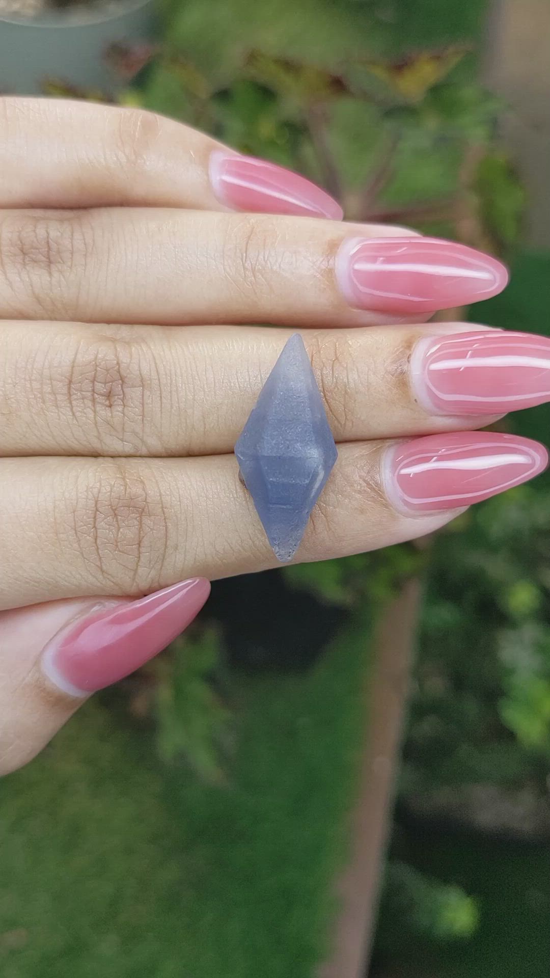 19.00 Ct. Greyish Blue Sapphire Crystal from Ceylon (Sri Lanka) Size Video