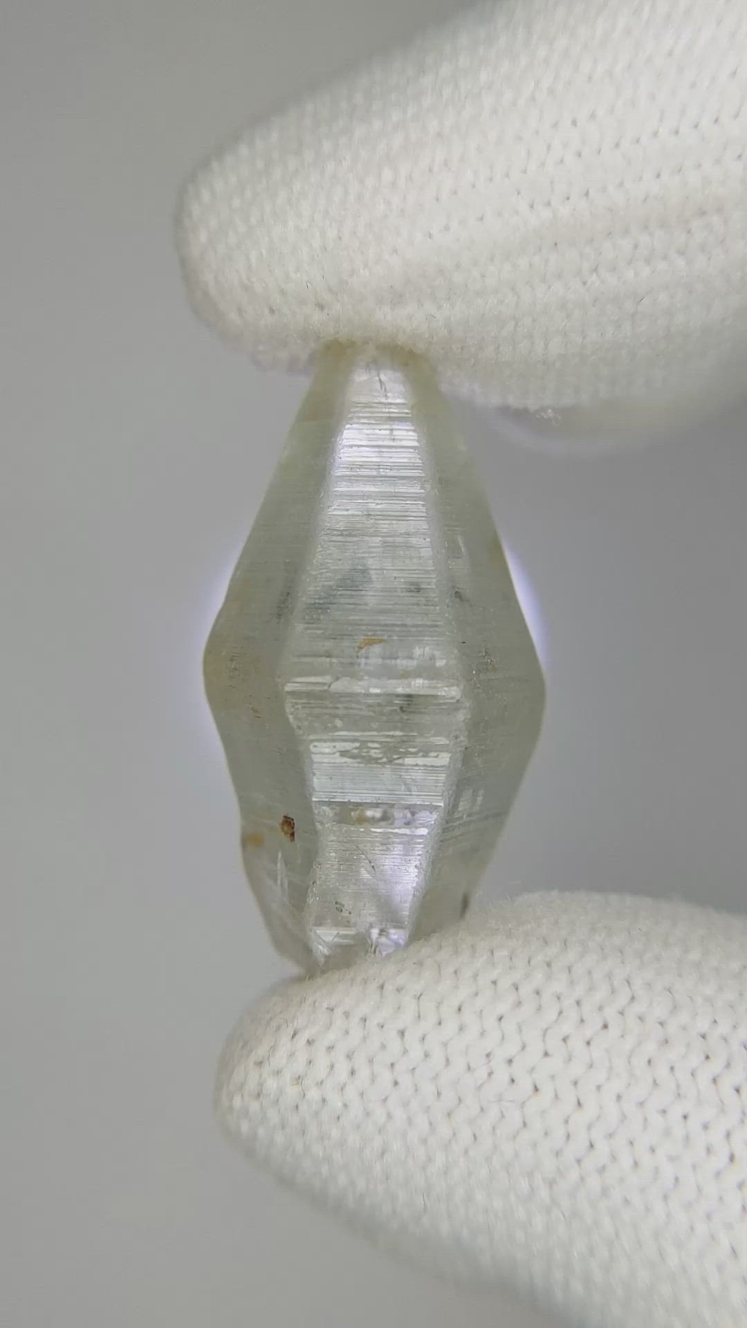 36.92 Ct. Yellow Sapphire Crystal from Ceylon (Sri Lanka) Size Video