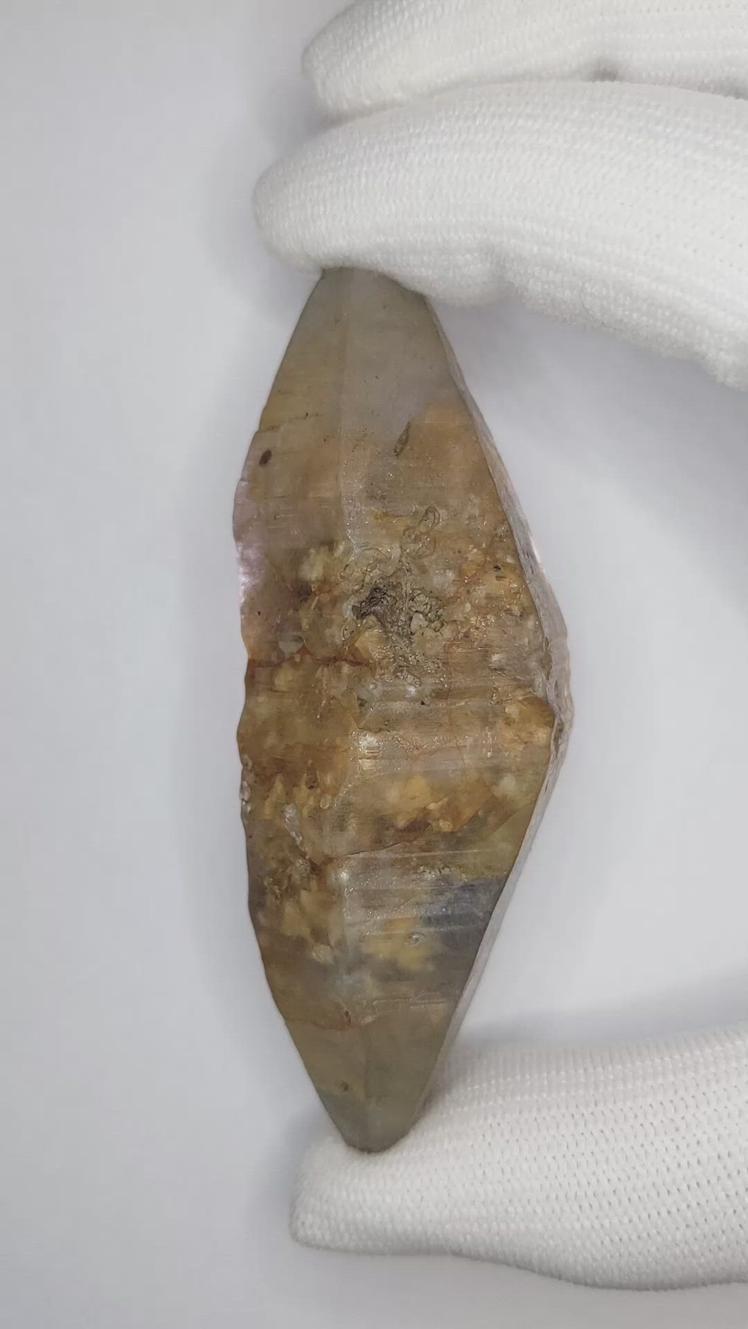 308.78 Ct. Yellowish Brown Sapphire Crystal from Ceylon (Sri Lanka) Size Video