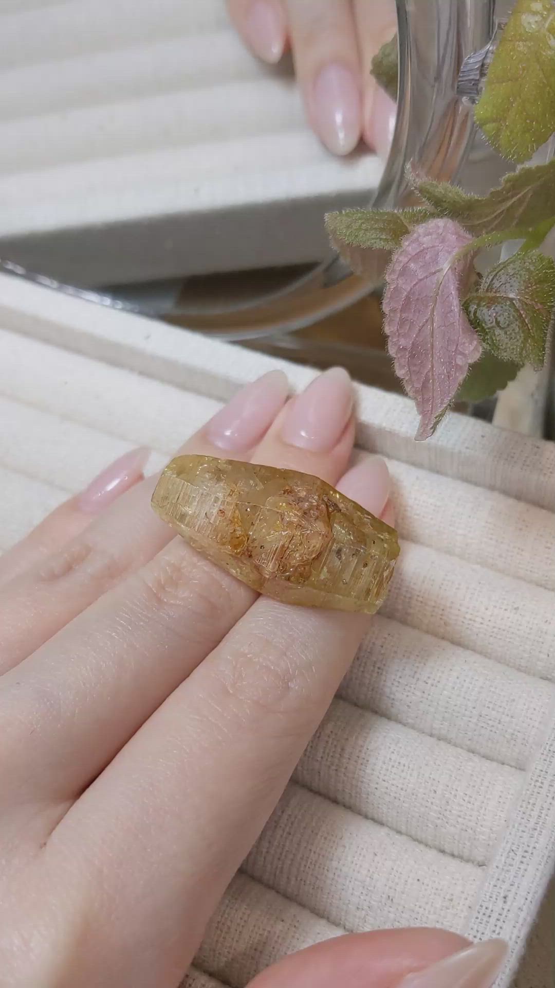 105.02 Ct. Yellow Sapphire Crystal from Ceylon (Sri Lanka) Size Video