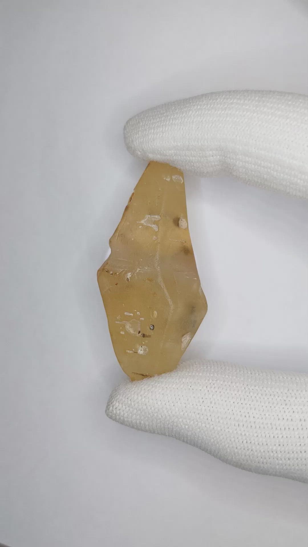 97.80 Ct. Yellow Sapphire Crystal from Ceylon (Sri Lanka) Size Video