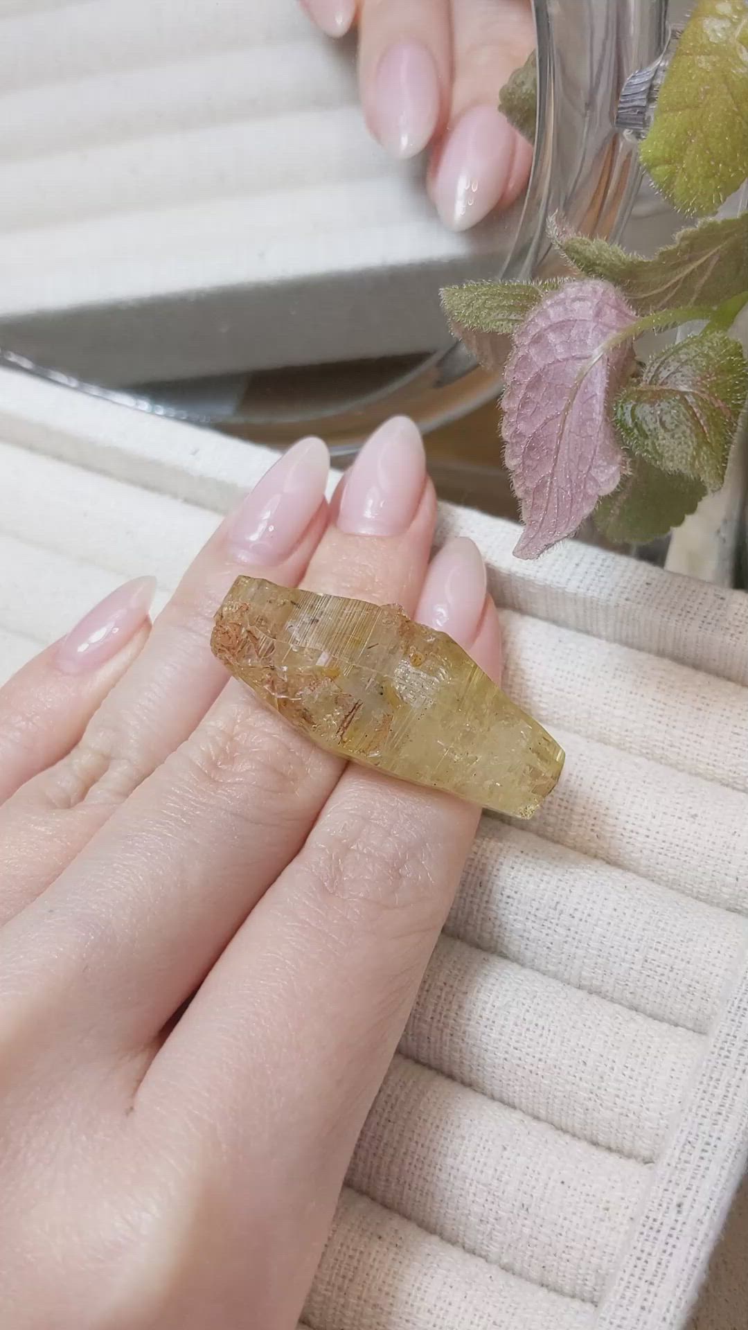 96.03 Ct. Yellow Sapphire Crystal from Ceylon (Sri Lanka) Size Video