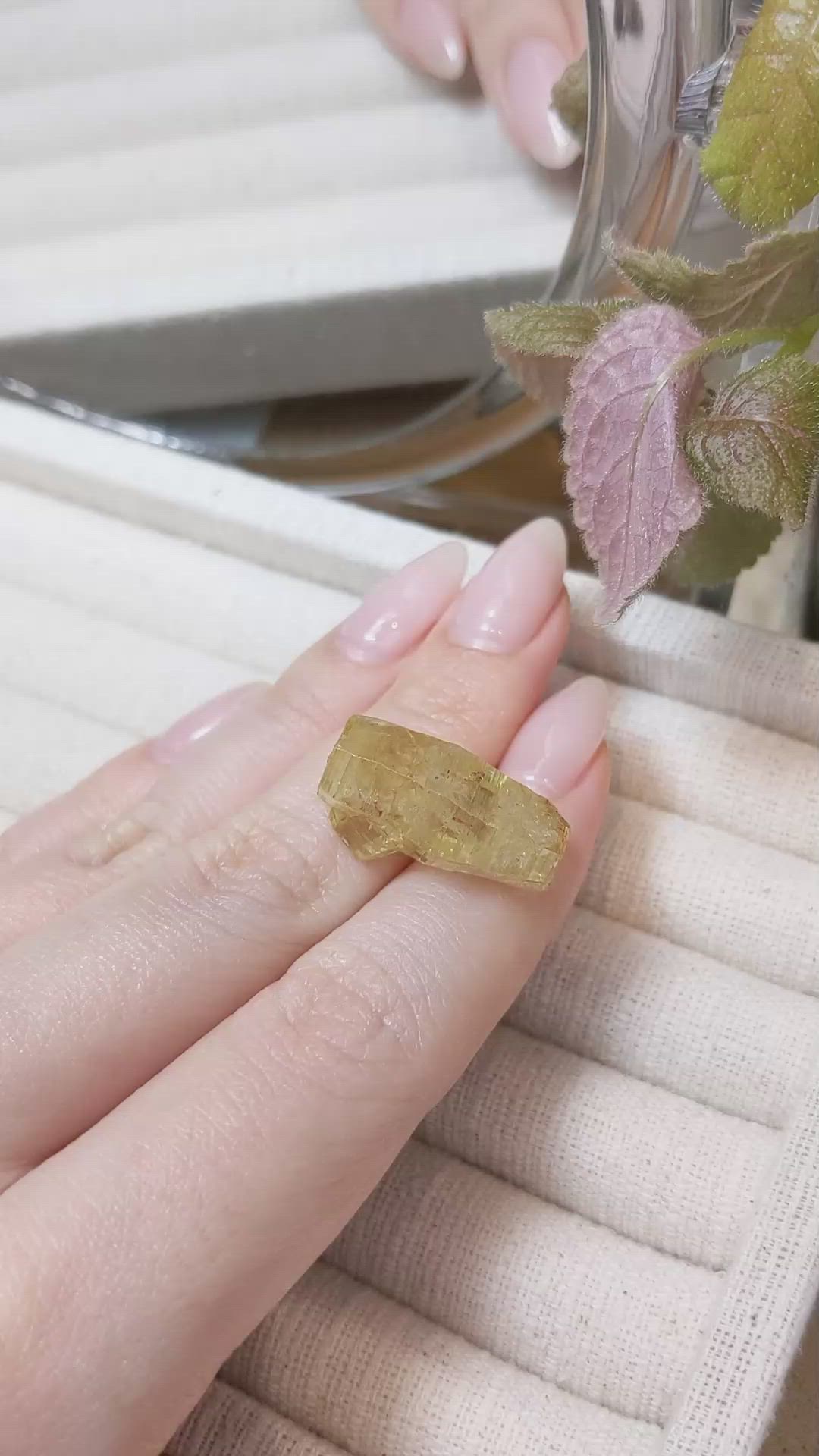 35.27 Ct. Yellow Sapphire Crystal from Ceylon (Sri Lanka) Size Video