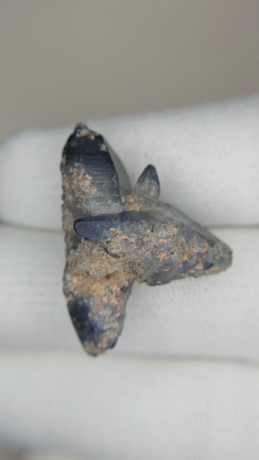 39.74 Ct. Blue Sapphire Crystal from Ceylon (Sri Lanka) Size Video