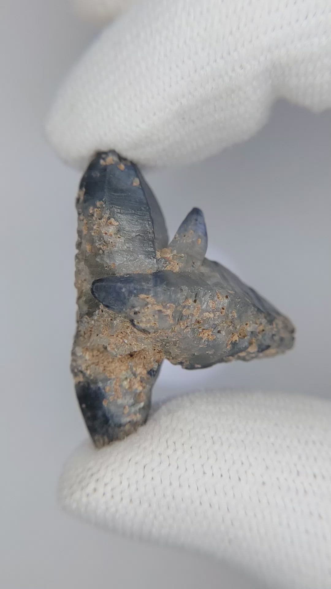 39.74 Ct. Blue Sapphire Crystal from Ceylon (Sri Lanka) Size Video