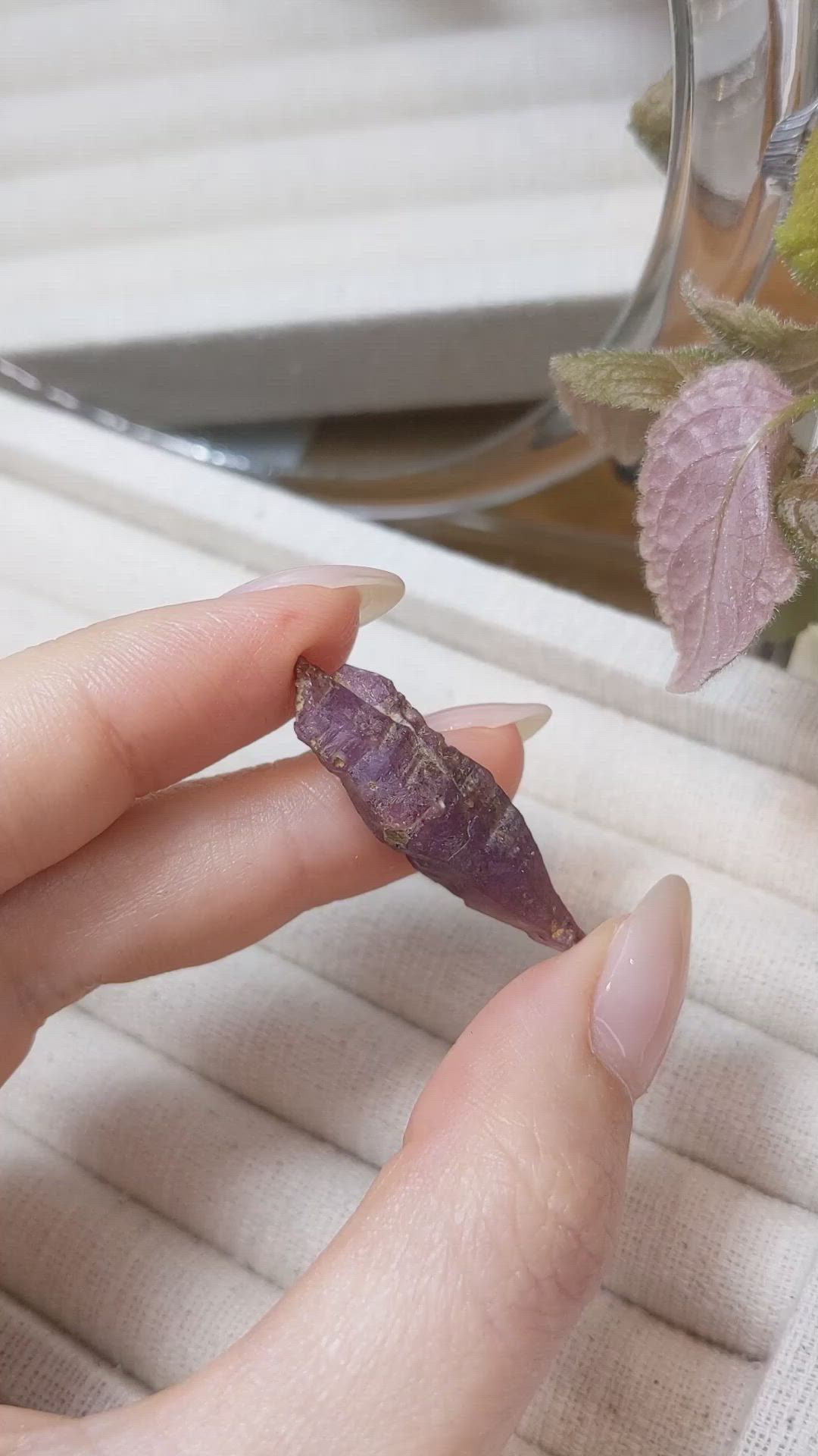 29.44 Ct. Pink Rough Sapphire from Ceylon (Sri Lanka) Size Video