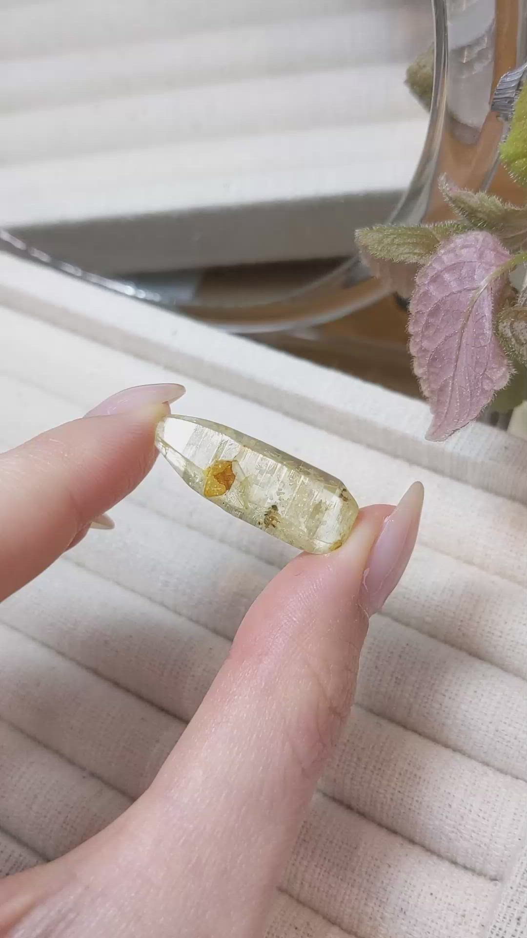 26.01 Ct. Yellow Sapphire Crystal from Ceylon (Sri Lanka) Size Video