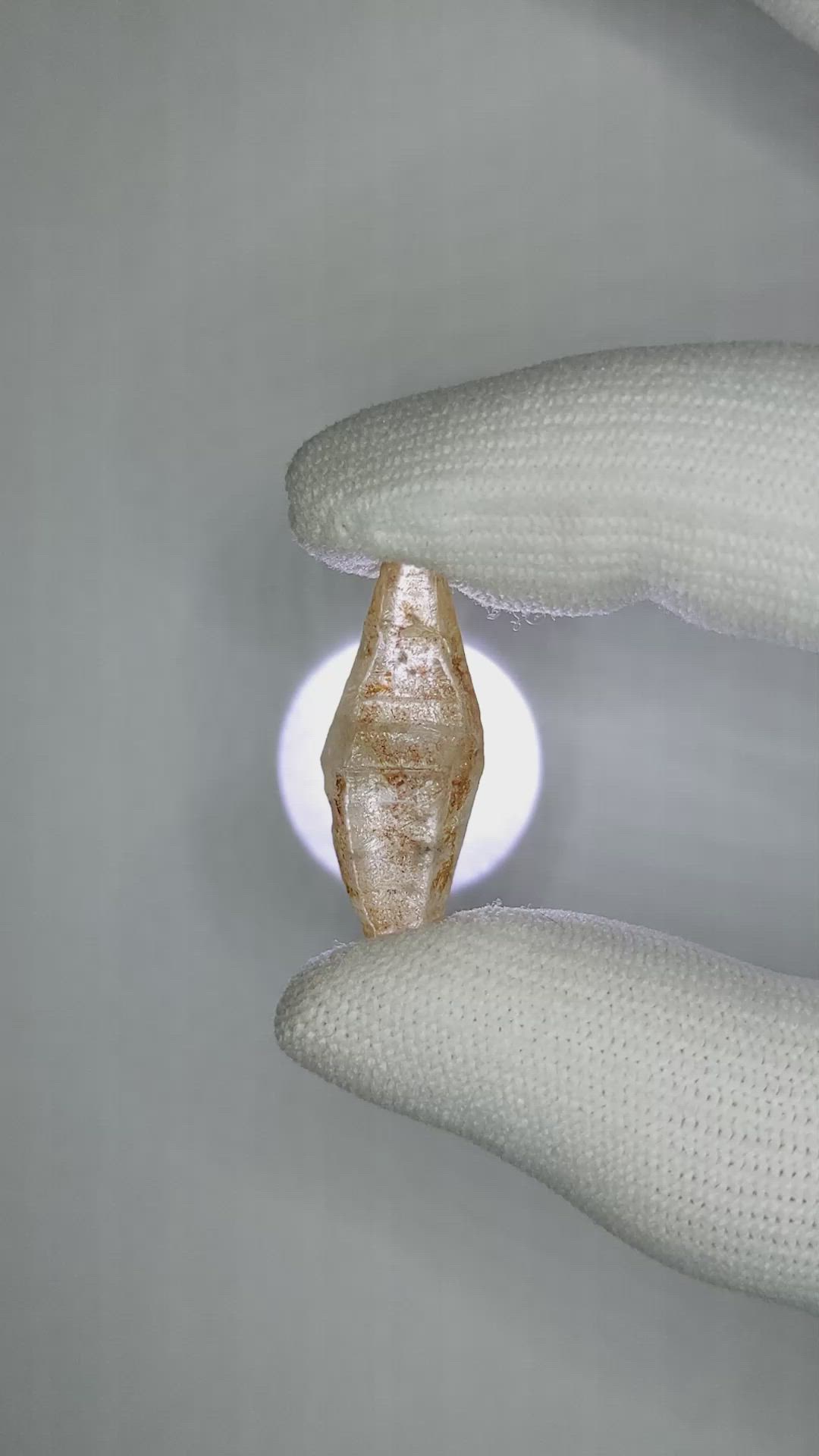 16.64 Ct. Yellow Sapphire Crystal from Ceylon (Sri Lanka) Size Video