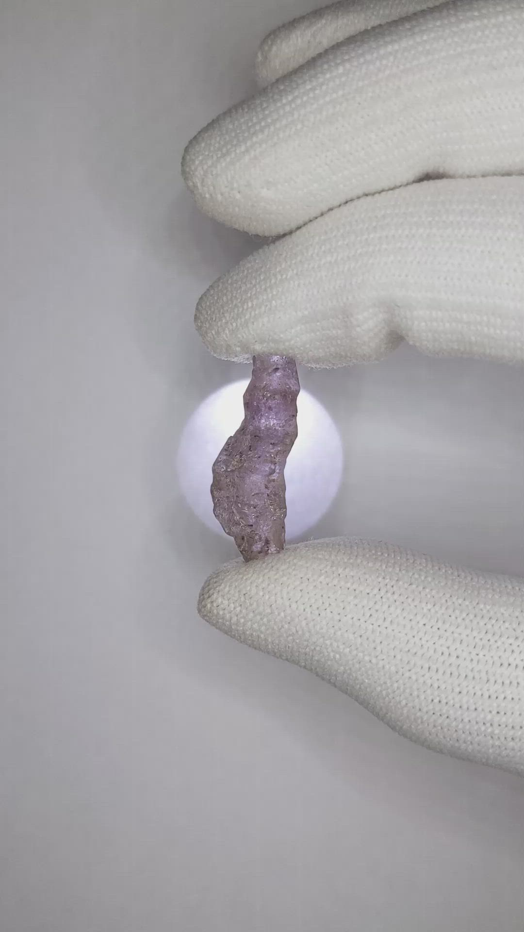 9.89 Ct. Purplish Pink Sapphire Crystal from Ceylon (Sri Lanka) Size Video