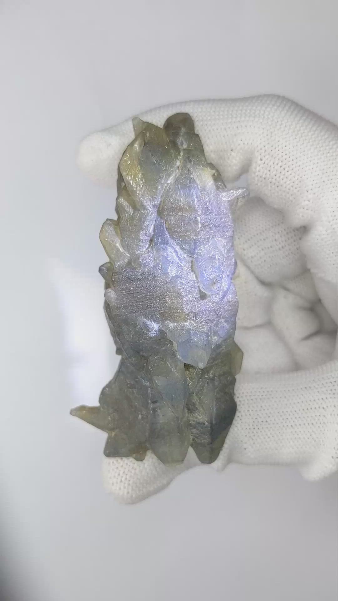 438.08 Ct. Blue Sapphire Crystal from Ceylon (Sri Lanka) Size Video