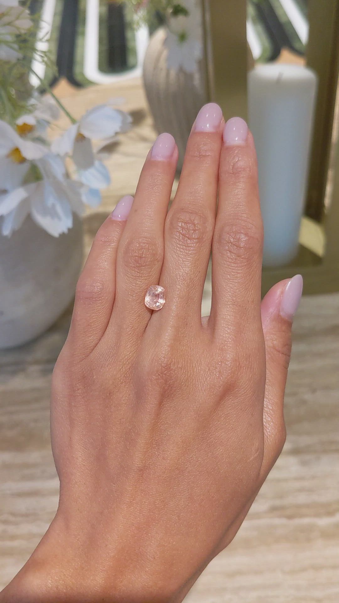 2.52 Ct. Padparadscha Sapphire from Ceylon (Sri Lanka) Size Video