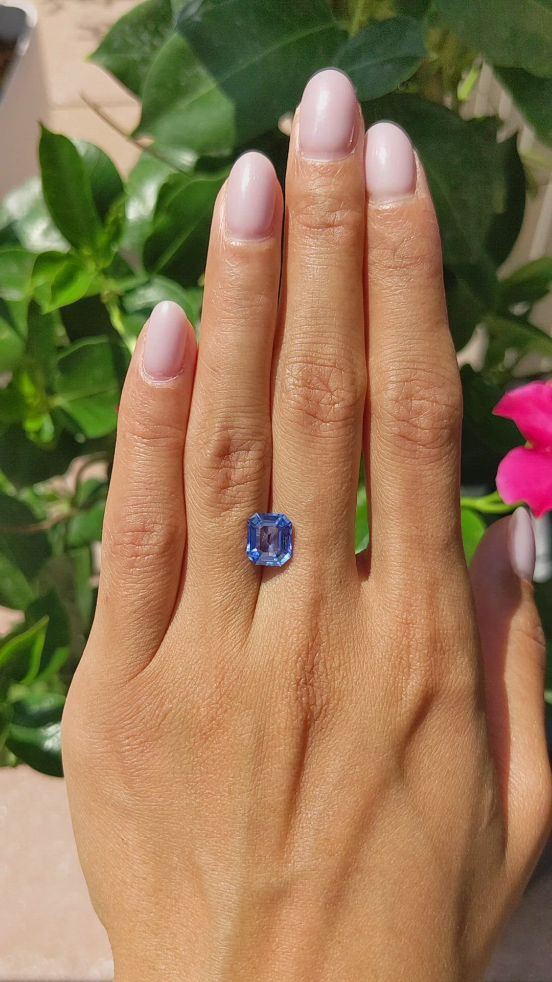 3.17 Ct. Blue Sapphire from Ceylon (Sri Lanka) Size Video