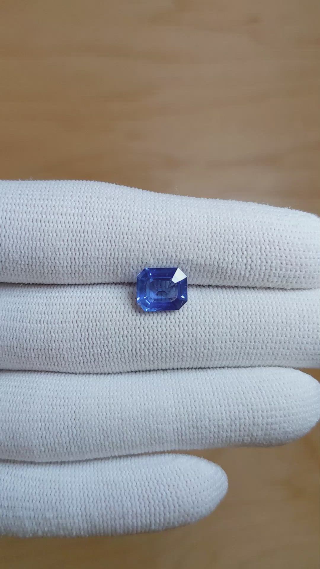 3.17 Ct. Blue Sapphire from Ceylon (Sri Lanka) Size Video