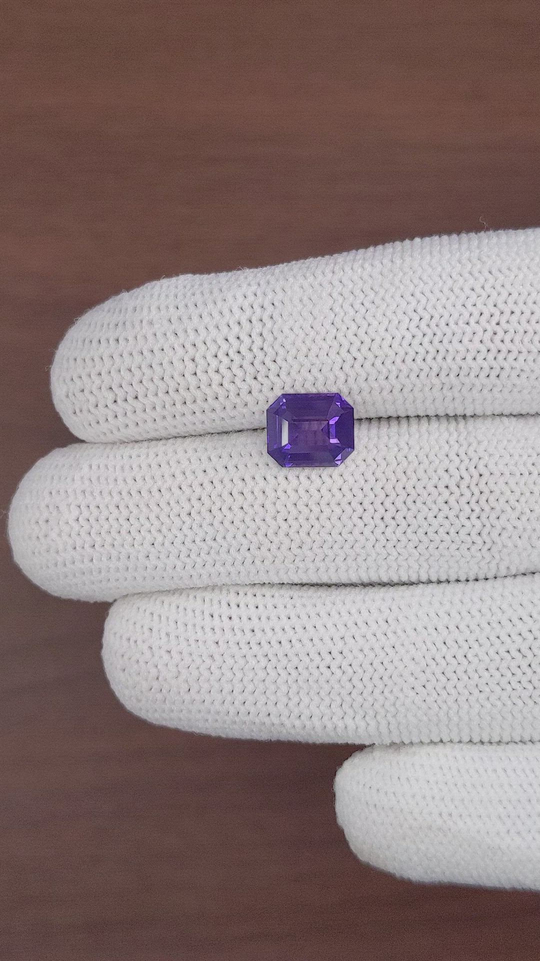 3.09 Ct. Color Change Sapphire from Ceylon (Sri Lanka) Size Video