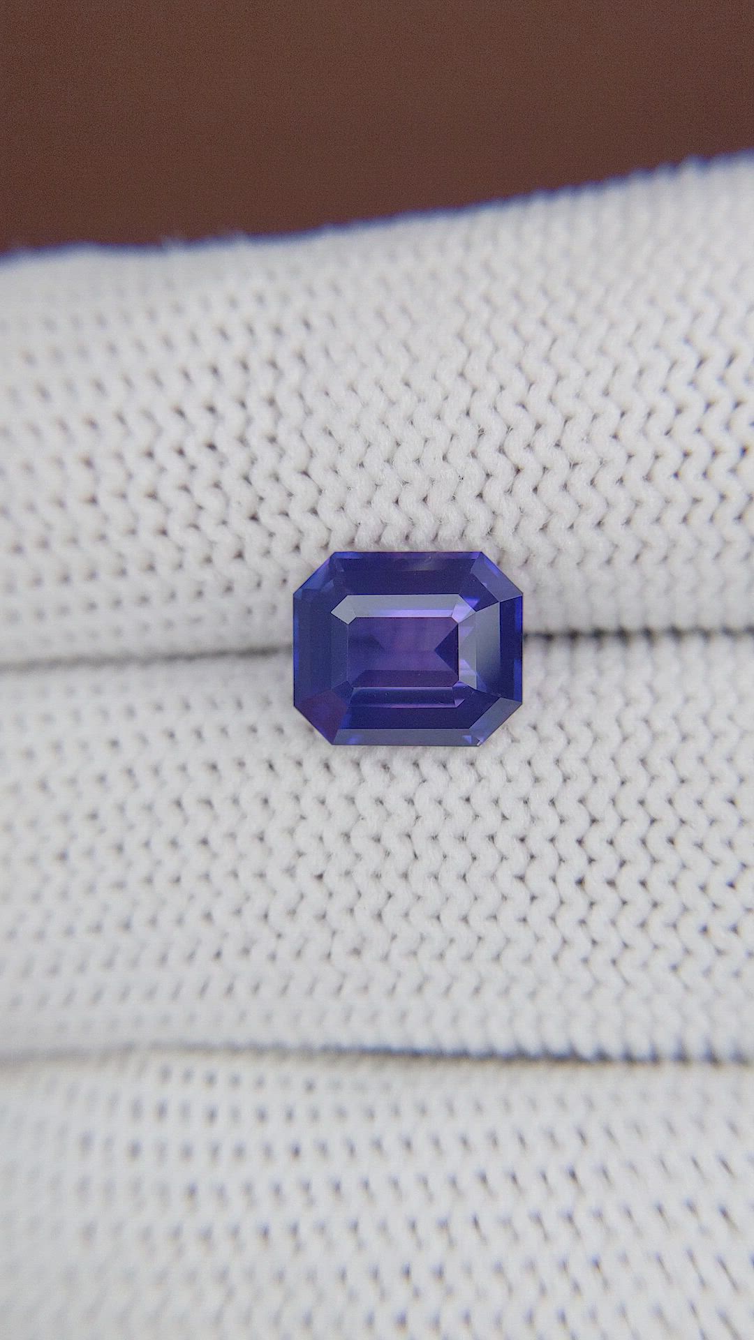 3.09 Ct. Color Change Sapphire from Ceylon (Sri Lanka) Size Video
