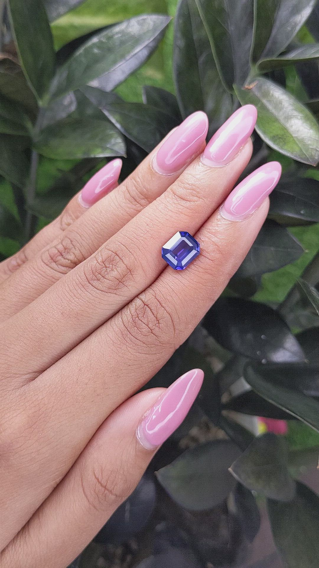 3.09 Ct. Color Change Sapphire from Ceylon (Sri Lanka) Size Video