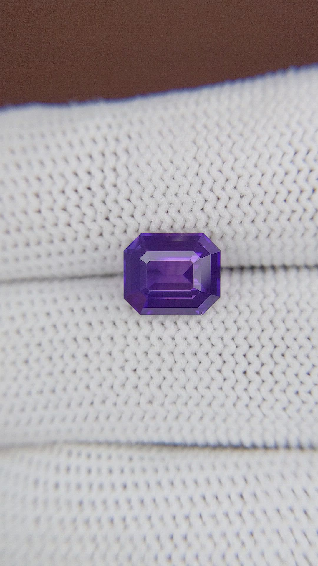 3.09 Ct. Color Change Sapphire from Ceylon (Sri Lanka) Size Video