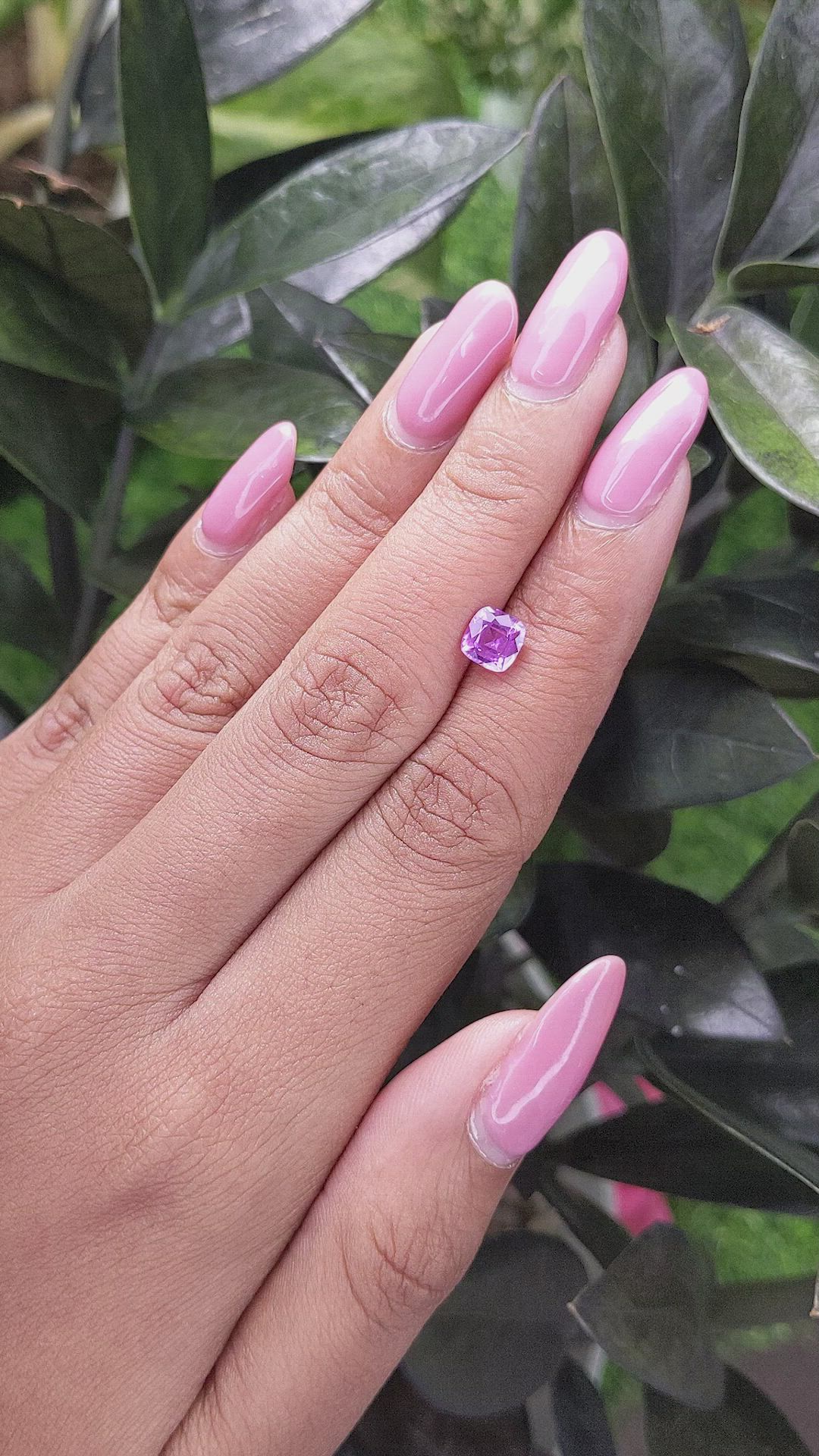 0.98 Ct. Pinkish Purple Sapphire from Ceylon (Sri Lanka) Size Video