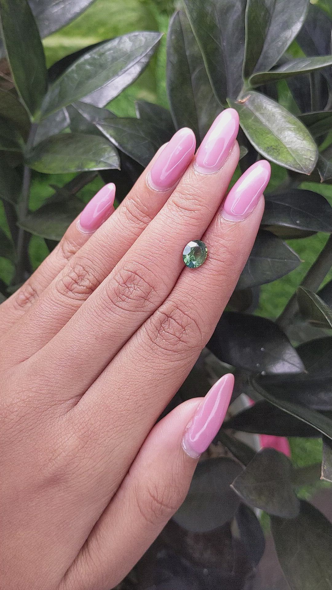 1.55 Ct. Green Sapphire from Ceylon (Sri Lanka) Size Video