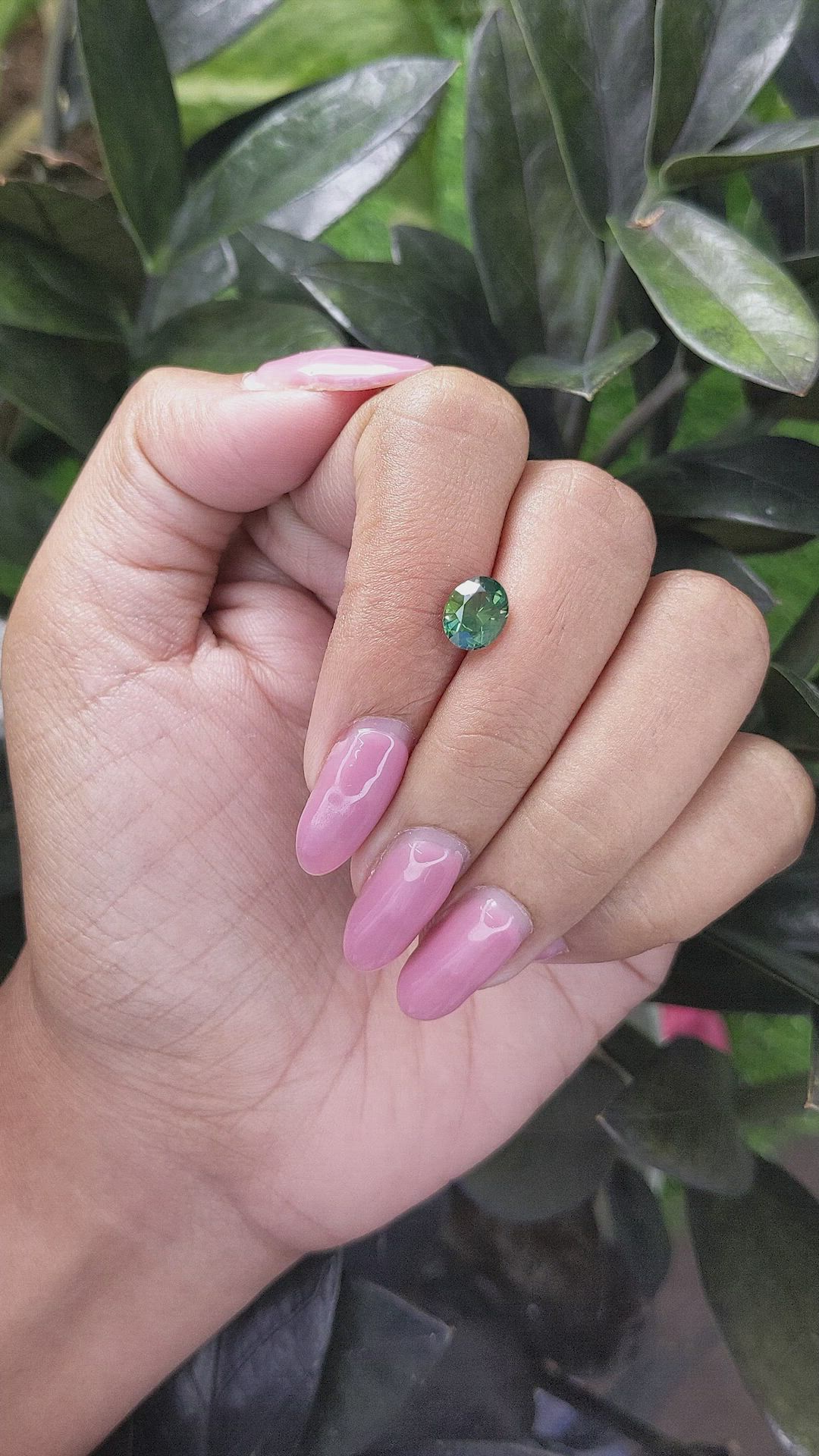 1.55 Ct. Green Sapphire from Ceylon (Sri Lanka) Size Video