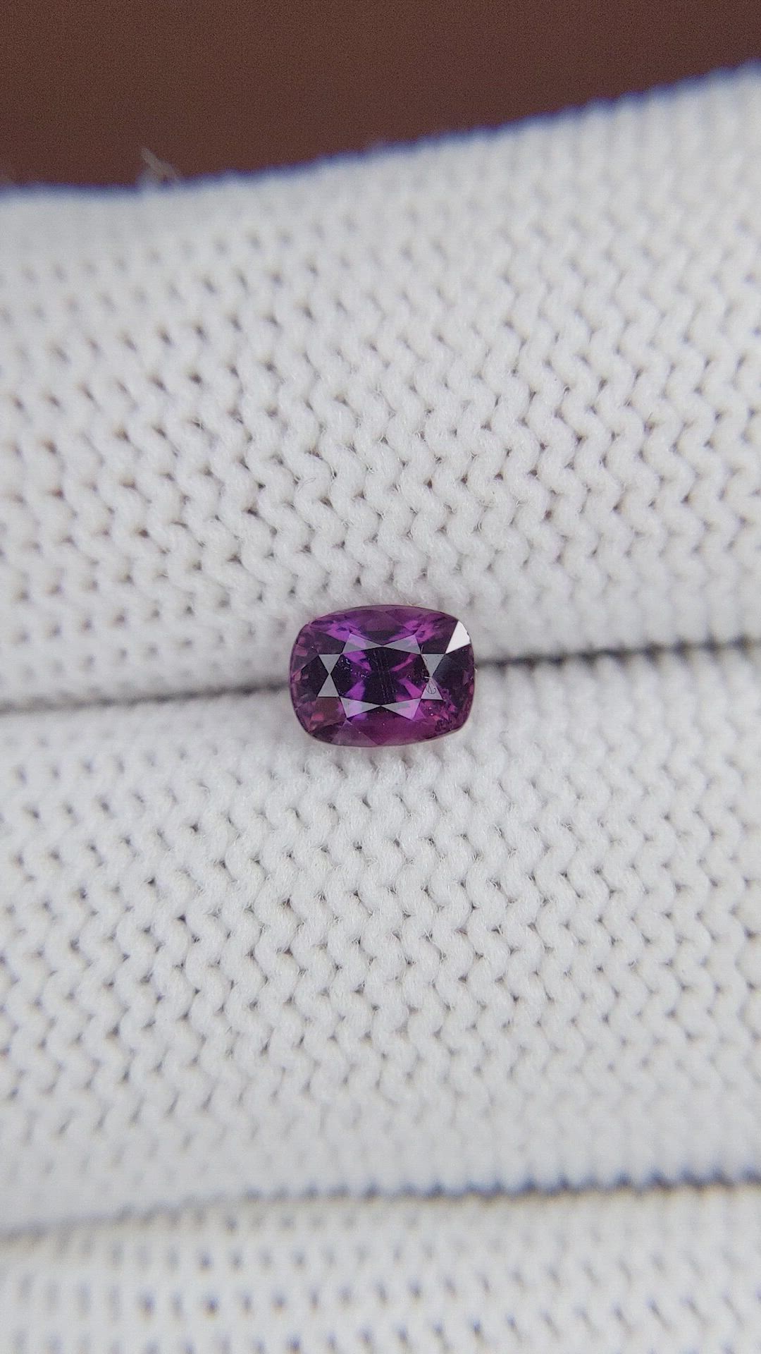1.01 Ct. Pinkish Purple Sapphire from Ceylon (Sri Lanka) Size Video