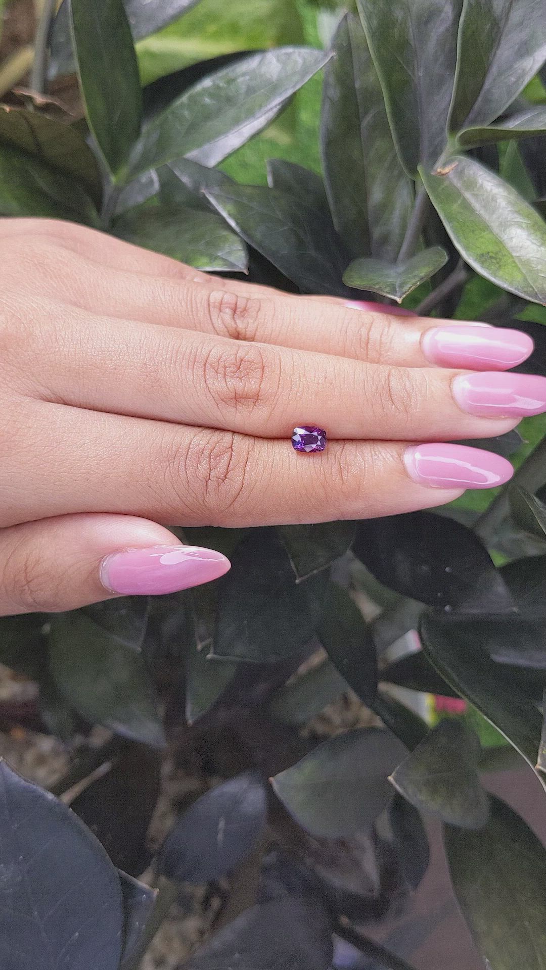 1.01 Ct. Pinkish Purple Sapphire from Ceylon (Sri Lanka) Size Video