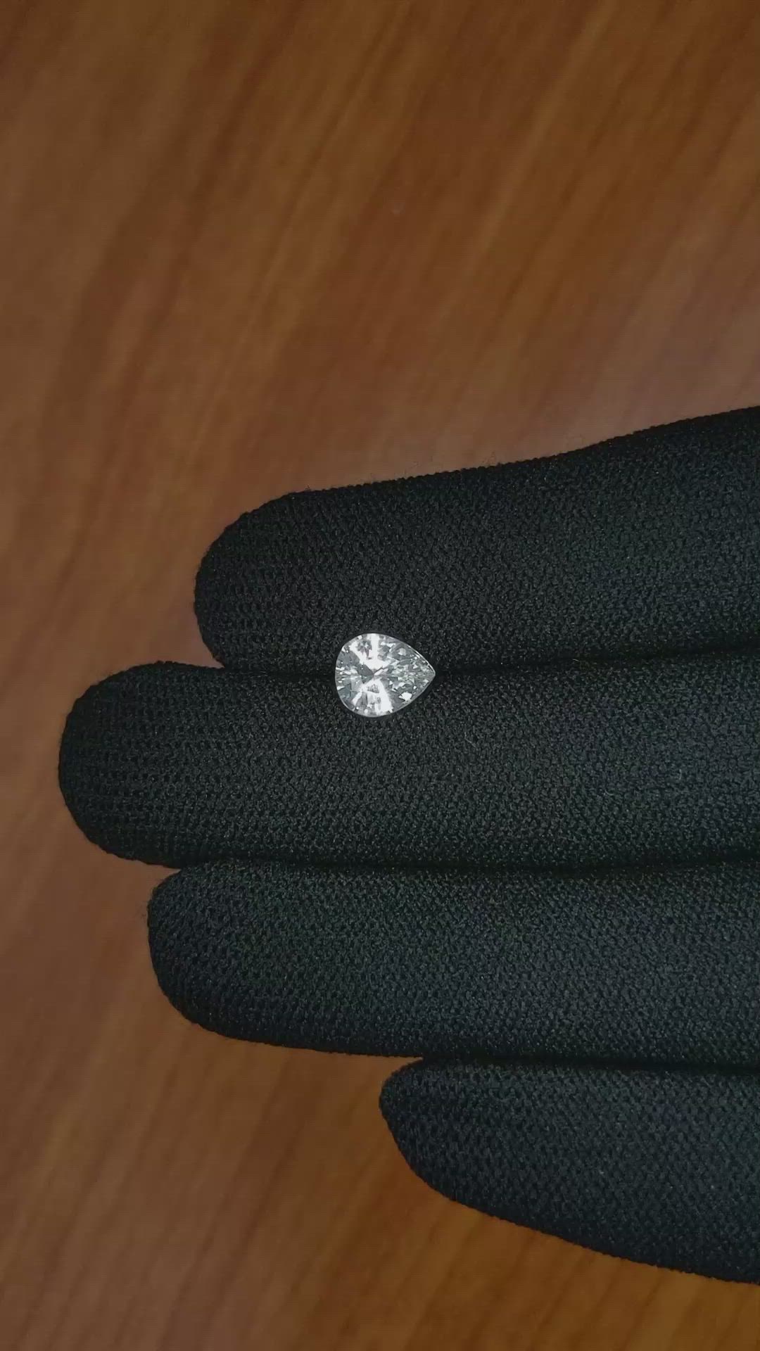 1.53 Ct. White Sapphire from Ceylon (Sri Lanka) Size Video