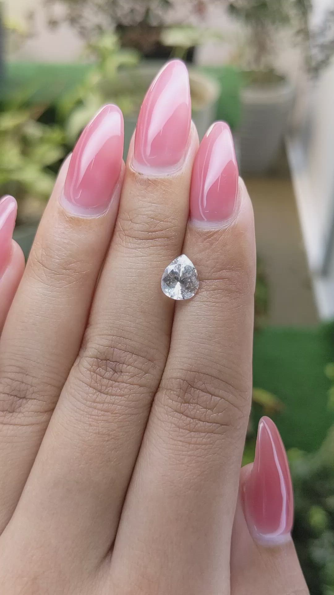 1.53 Ct. White Sapphire from Ceylon (Sri Lanka) Size Video