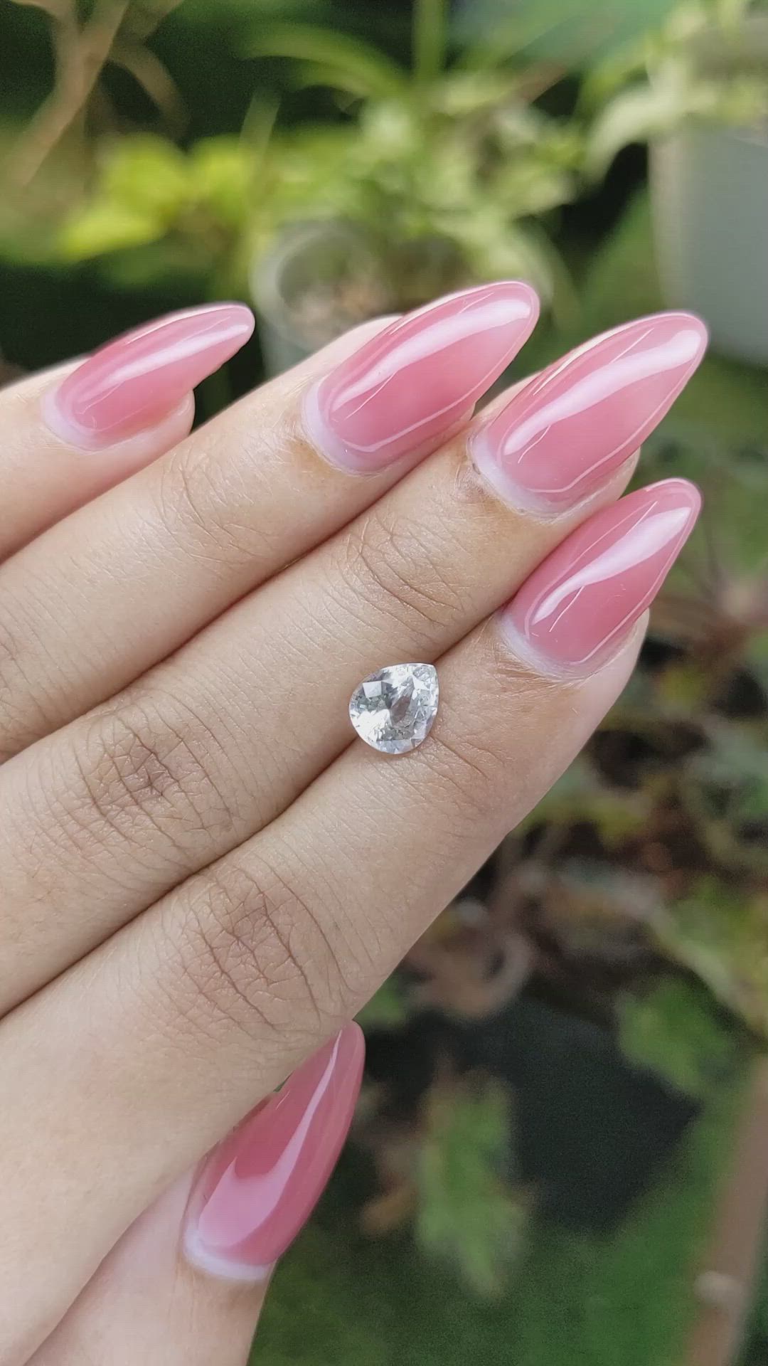 1.53 Ct. White Sapphire from Ceylon (Sri Lanka) Size Video