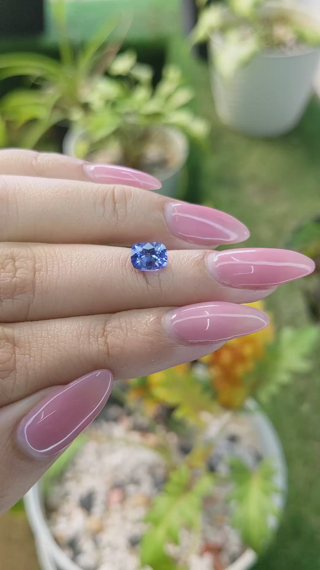 1.23 Ct. Blue Sapphire from Ceylon (Sri Lanka) Size Video