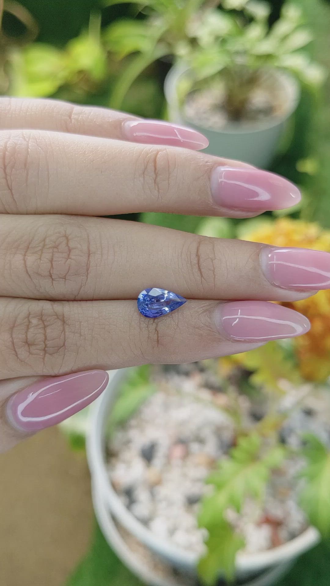 1.11 Ct. Blue Sapphire from Ceylon (Sri Lanka) Size Video