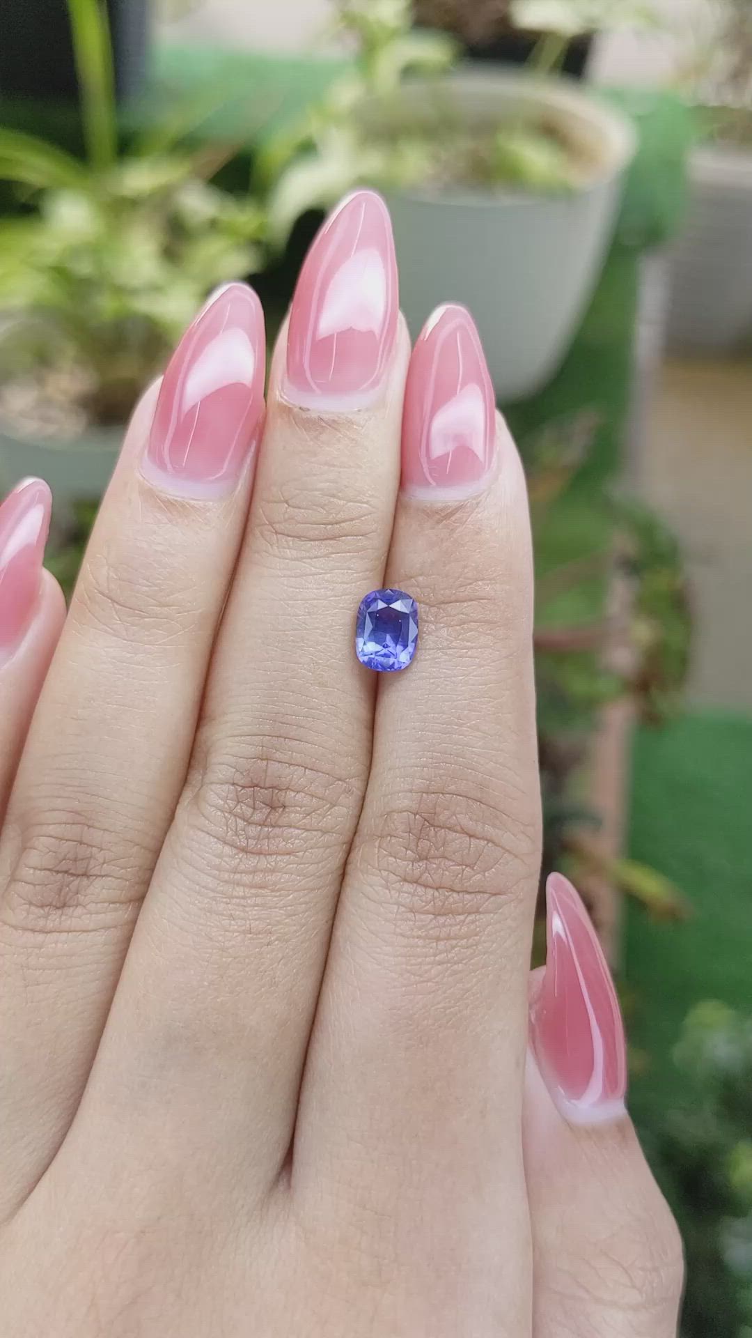 1.52 Ct. Violet Sapphire from Ceylon (Sri Lanka) Size Video