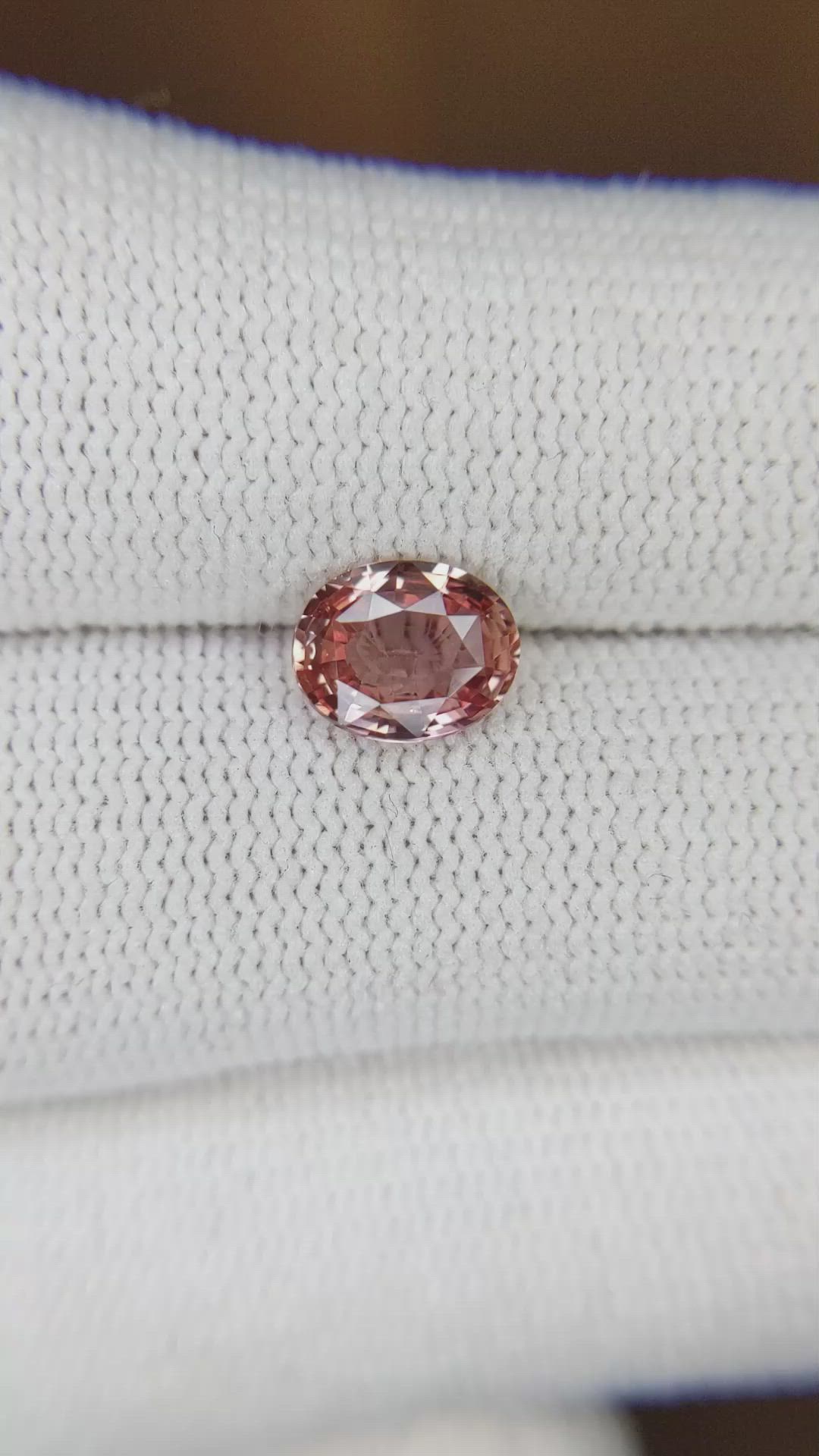 1.46 Ct. Padparadscha Sapphire from Ceylon (Sri Lanka) Size Video