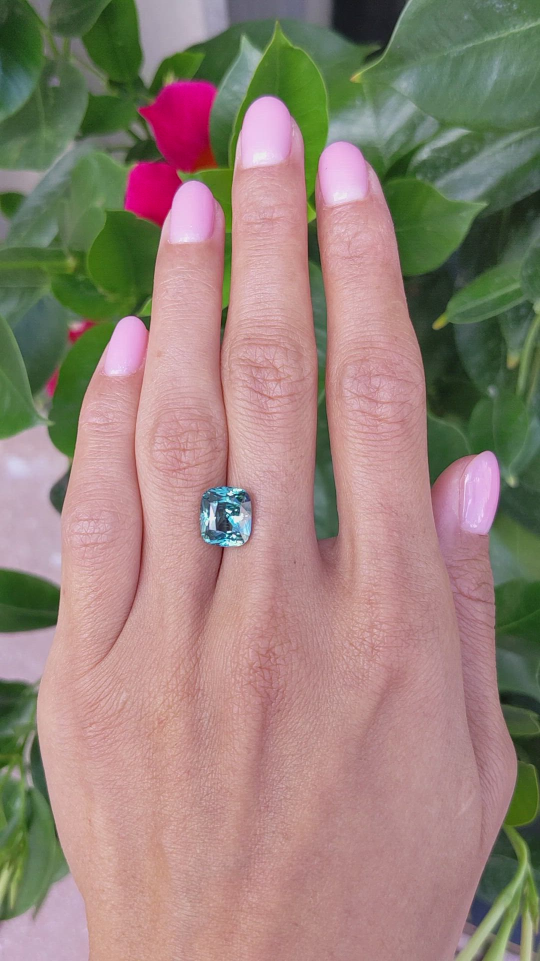 5.08 Ct. Green Sapphire from Ceylon (Sri Lanka) Size Video