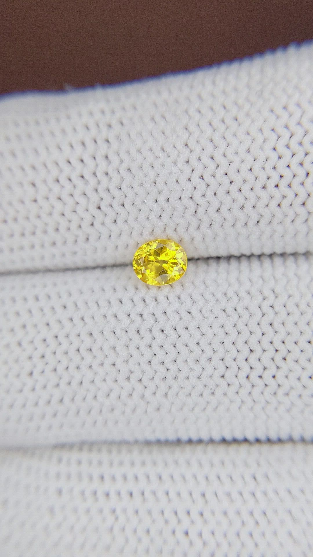 0.45 Ct. Yellow Sapphire from Ceylon (Sri Lanka) Size Video
