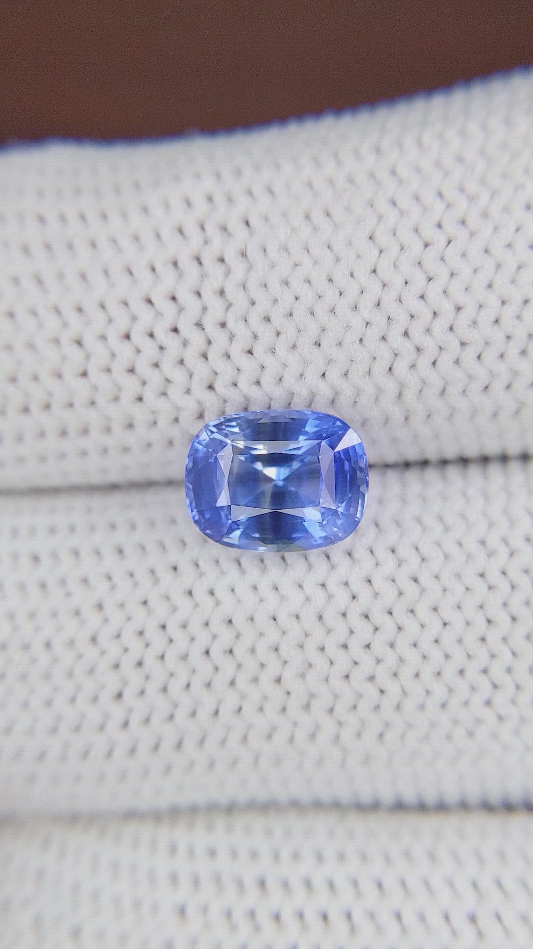 3.01 Ct. Blue Sapphire from Ceylon (Sri Lanka) Size Video