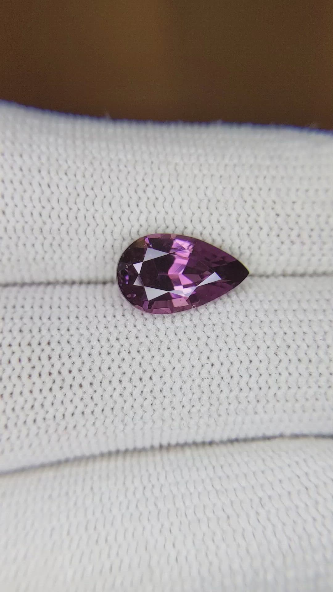 3.20 Ct. Pinkish Purple Sapphire from Ceylon (Sri Lanka) Size Video