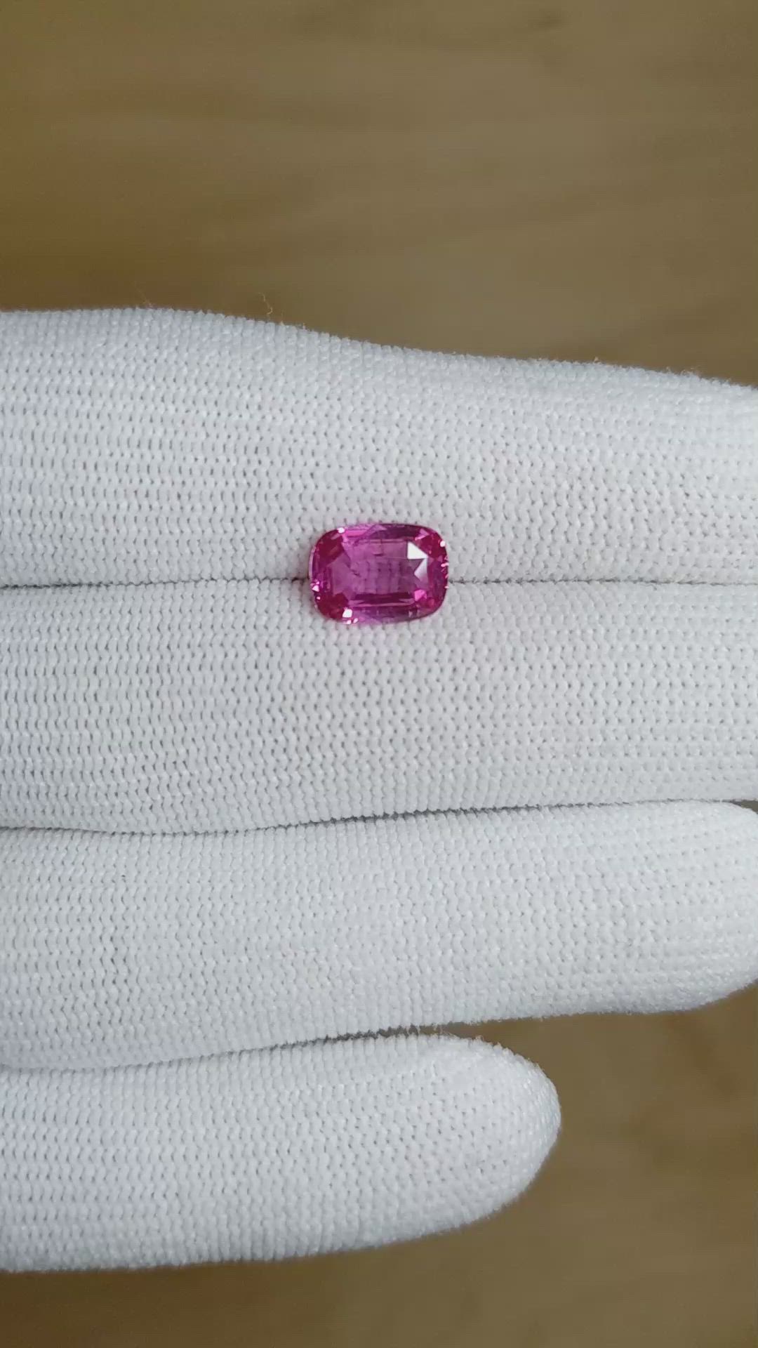 2.14 Ct. Purplish Pink Sapphire from Ceylon (Sri Lanka) Size Video