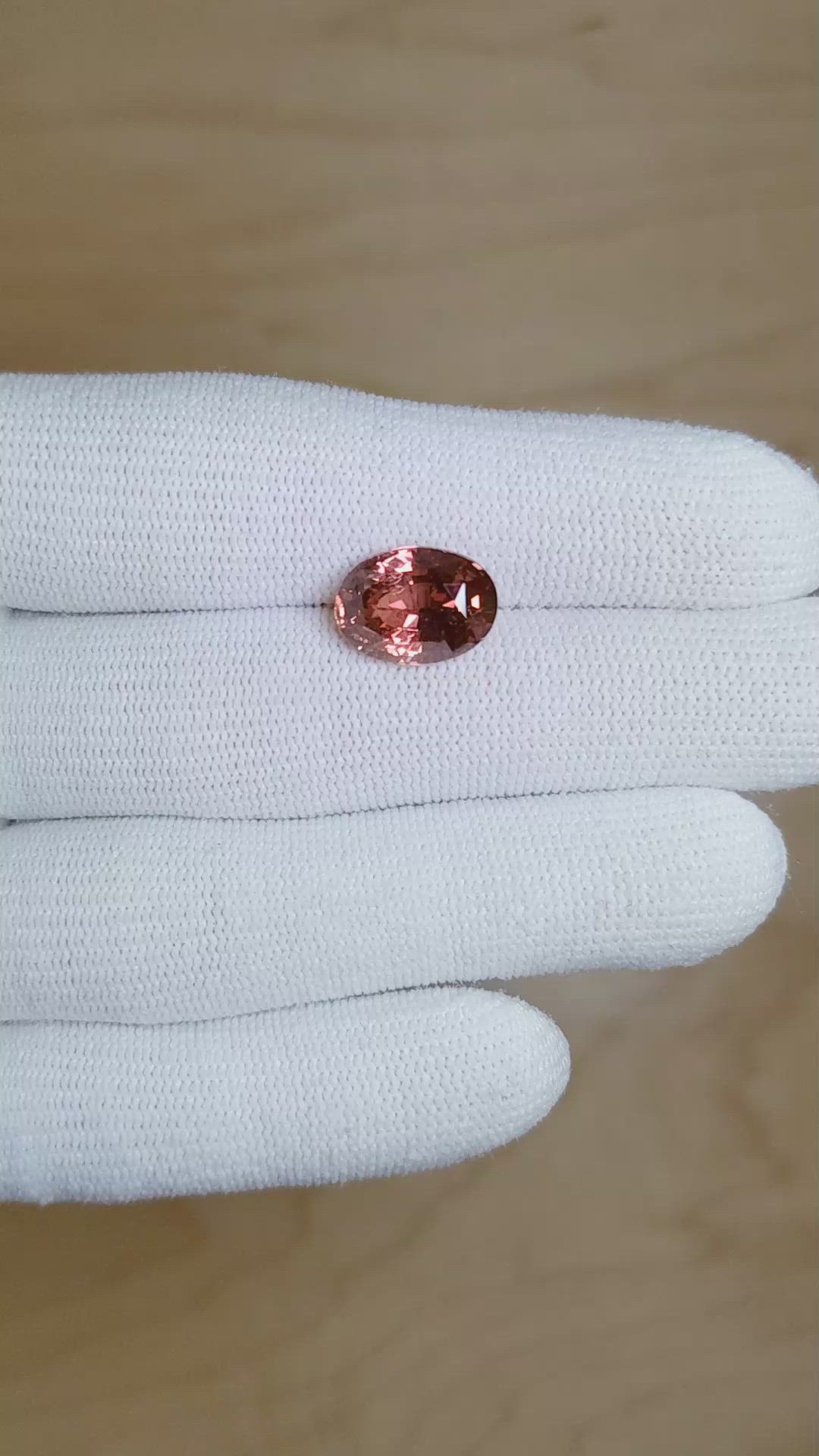 6.15 Ct. Padparadscha Sapphire from Ceylon (Sri Lanka) Size Video