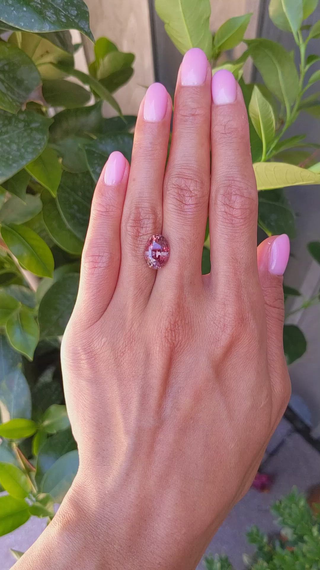 6.15 Ct. Padparadscha Sapphire from Ceylon (Sri Lanka) Size Video