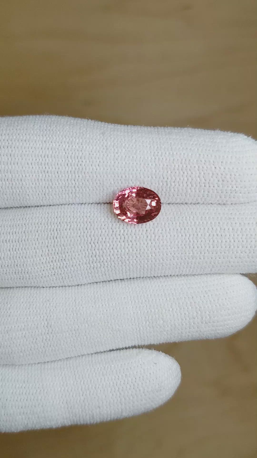 3.02 Ct. Padparadscha Sapphire from Ceylon (Sri Lanka) Size Video