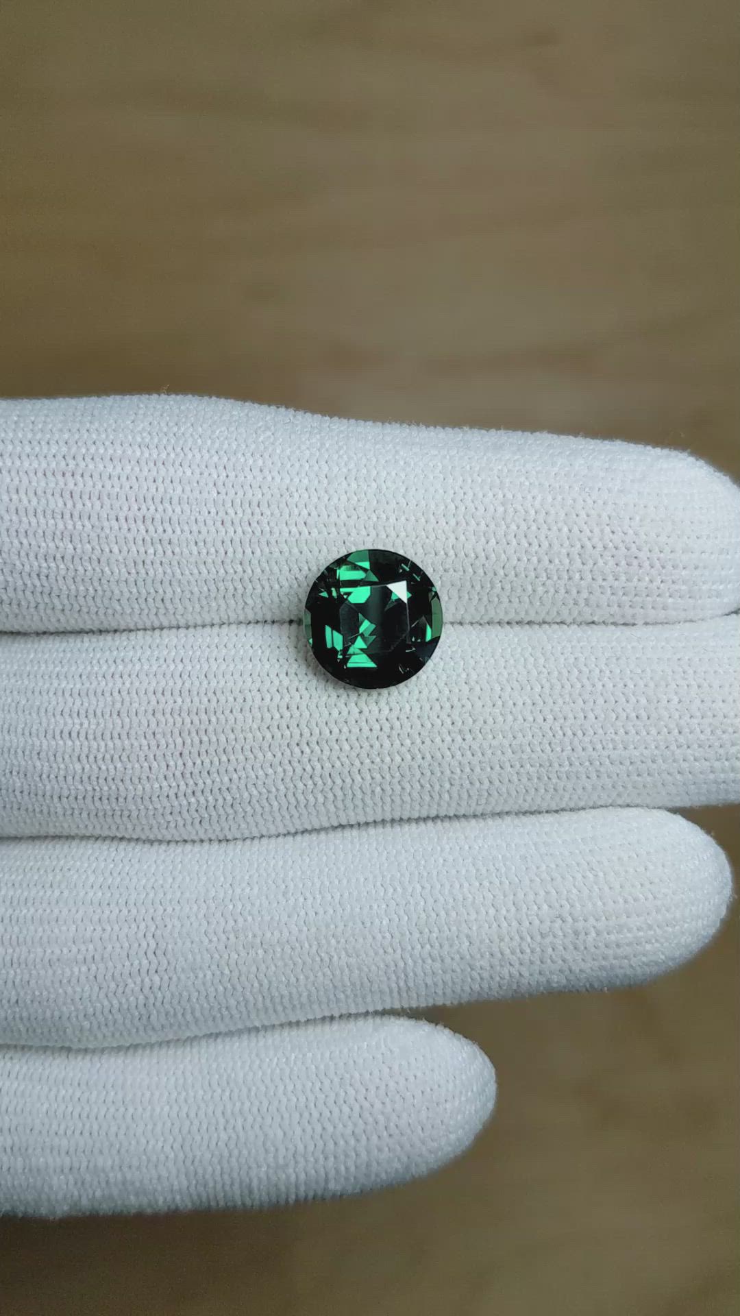 6.03 Ct. Bluish Green Sapphire from Ceylon (Sri Lanka) Size Video