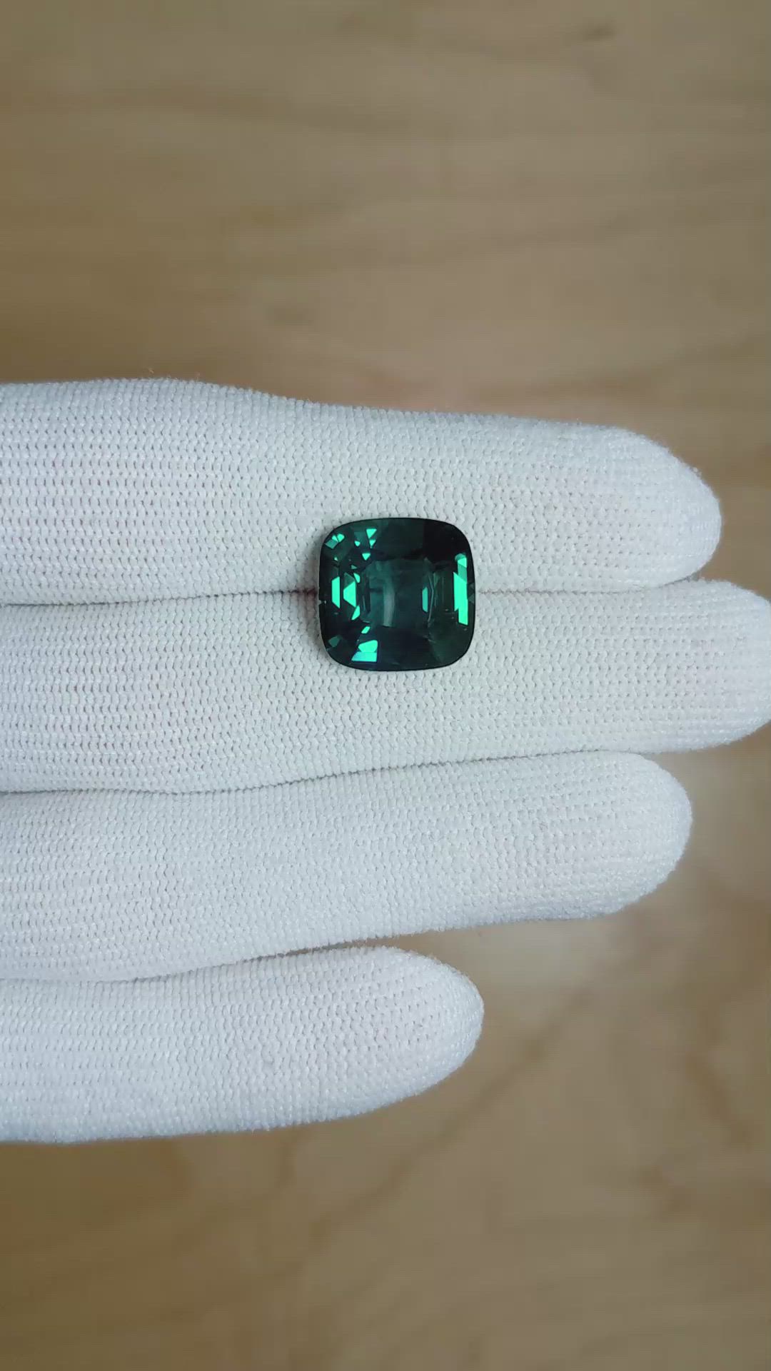11.04 Ct. Greenish Blue Sapphire from Madagascar Size Video