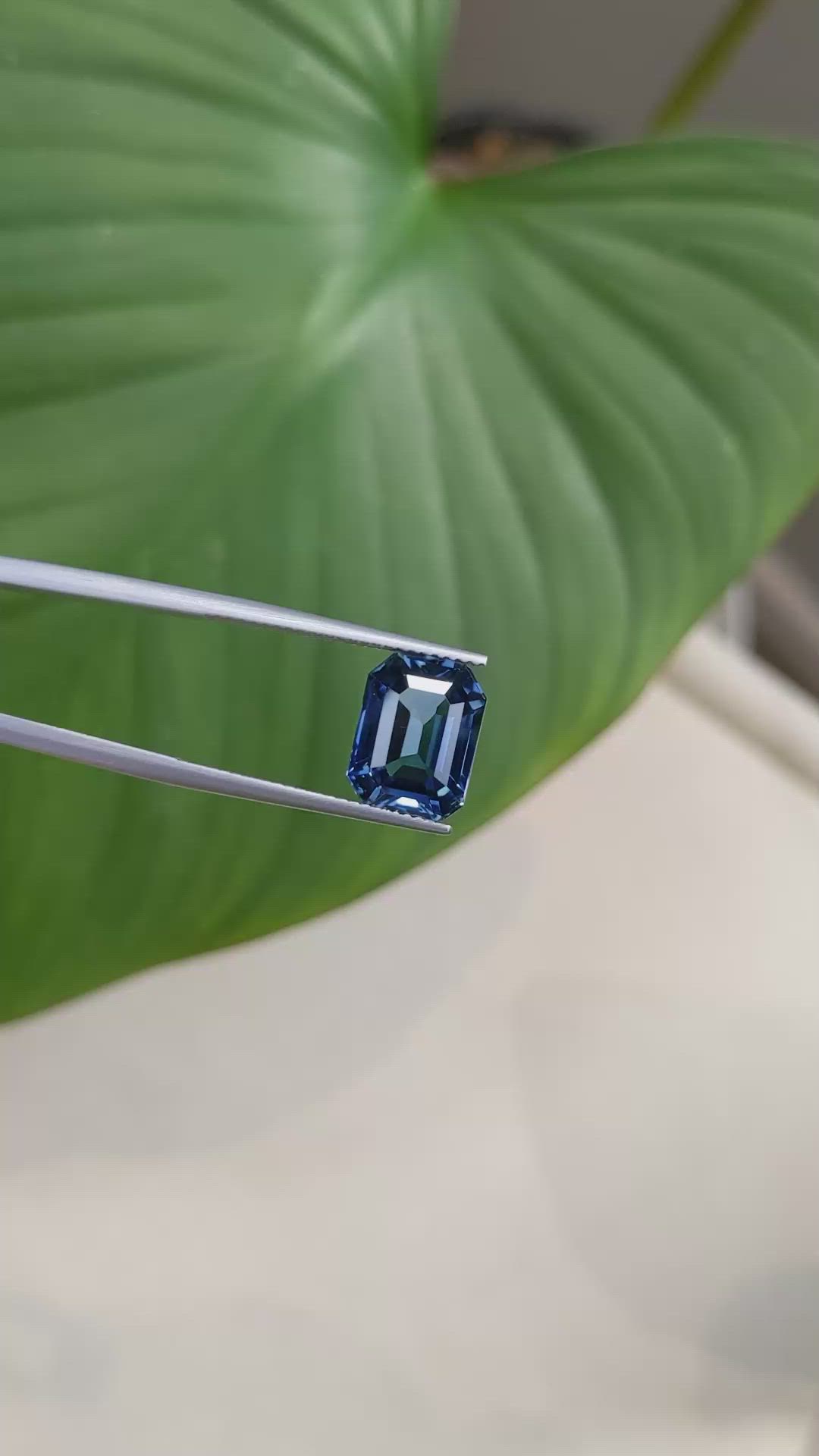 6.60 Ct. Blue Sapphire from Ceylon (Sri Lanka) Size Video